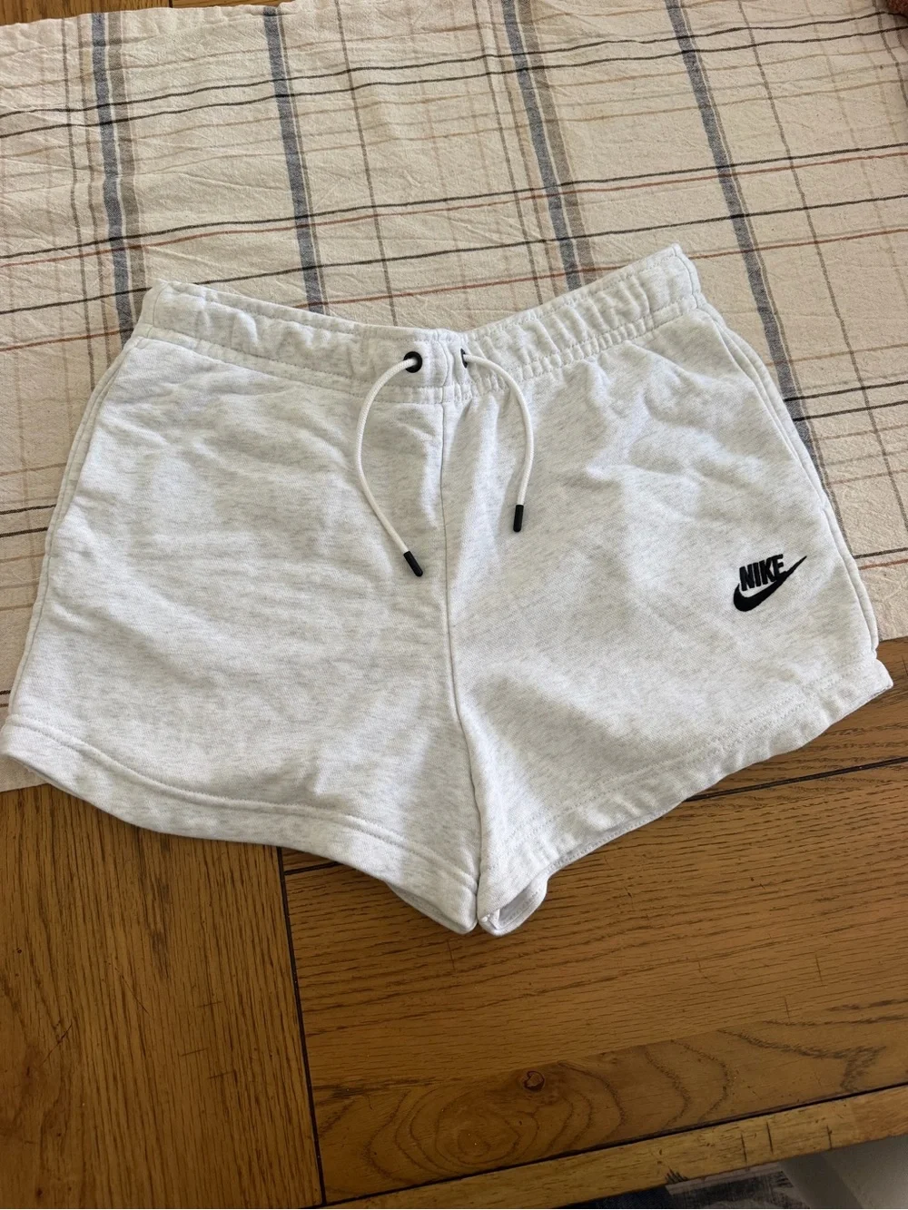 Nike Light Gray Fleece Athletic Shorts with Black Logo